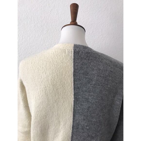 Olivia Sky Cardigan Sweater V Neck Colorblock Stretch Knit - Picture 7 of 9